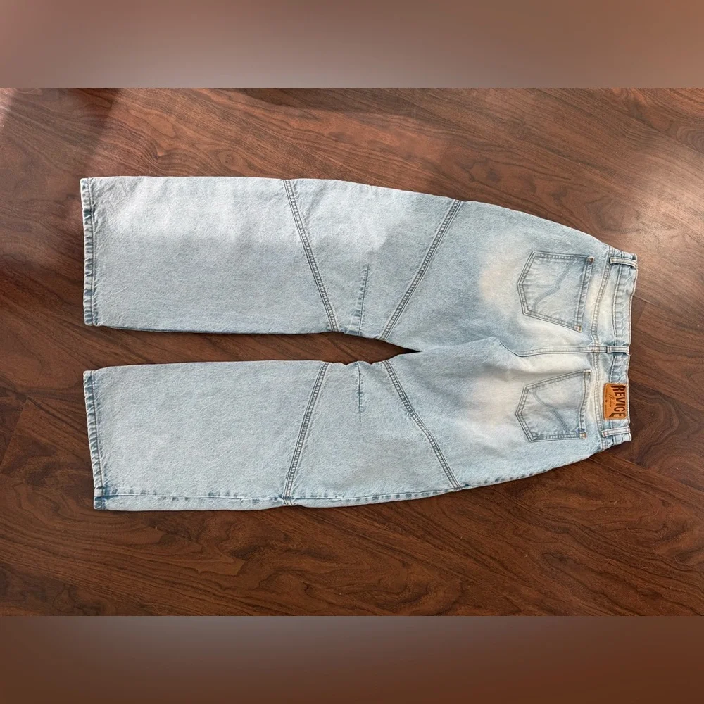 Revice Jet Jean - Picture 8 of 9